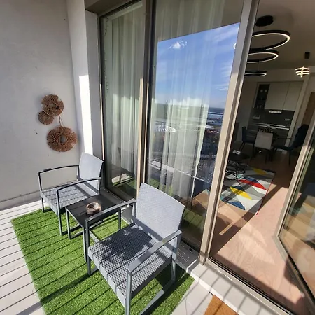 Bw Aqua Lux, River View, Parking Free Apartment Belgrad