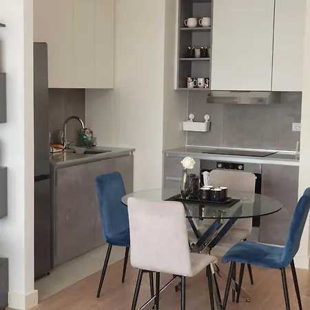 Apartment Bw Aqua Lux, River View, Parking Free Belgrad